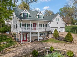 1015 Lawndale Ave, Lacon, IL 61540