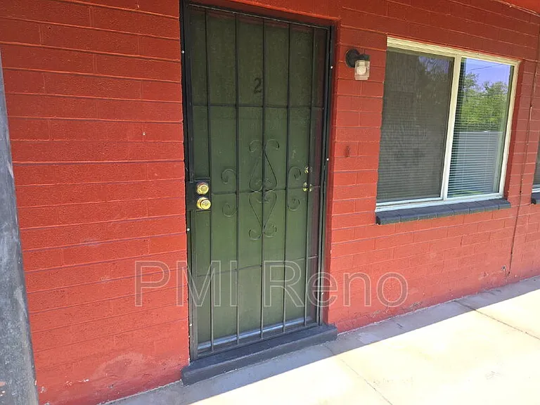 780 Lander St #2 — Photo 2