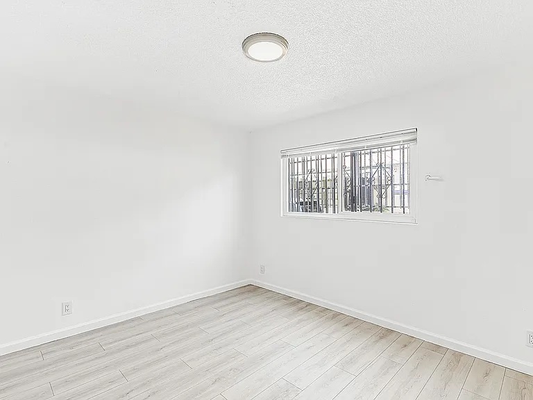 3318 Drew Street — Photo 8