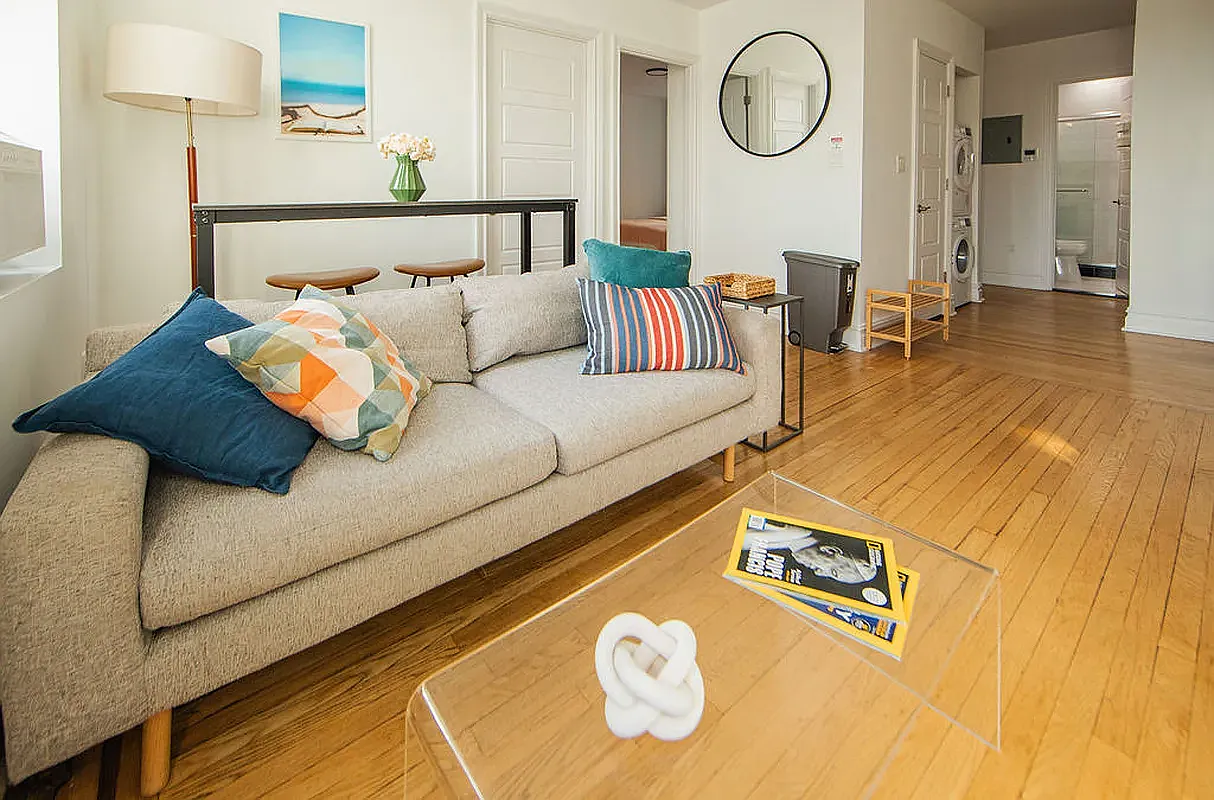 115 Greenpoint Avenue — Photo 3