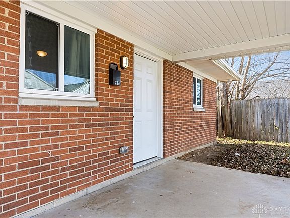 5th image of 1716 Mack Ave