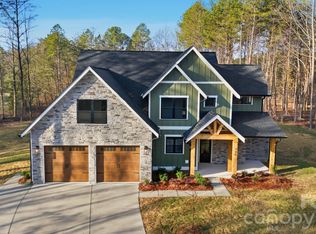 240 Hephzibah Church Rd, Crouse, NC 28033