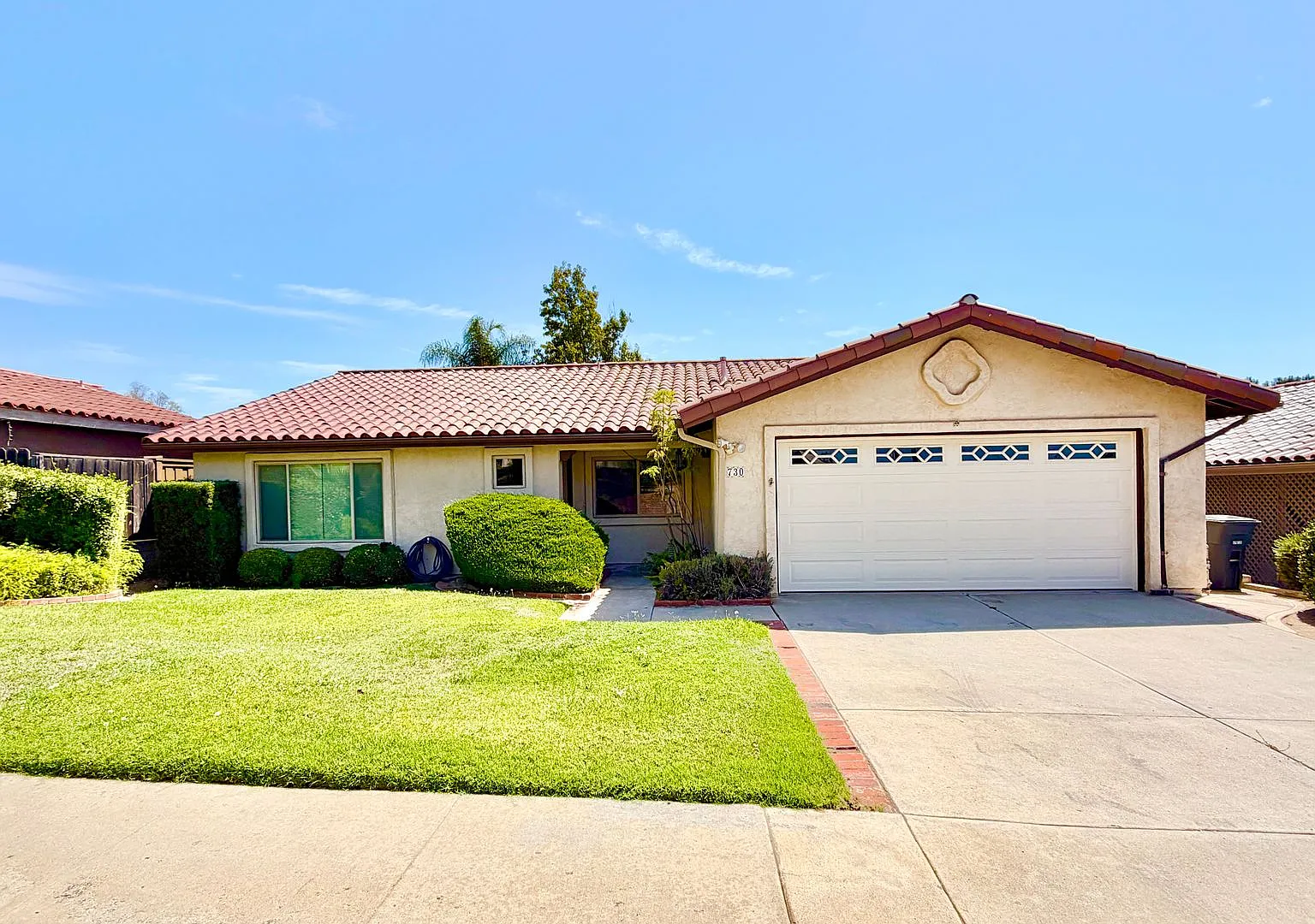 Lovely Single Story Home in Quiet Neighborhood of Fallbrook, Minutes to Everything! — Photo 1