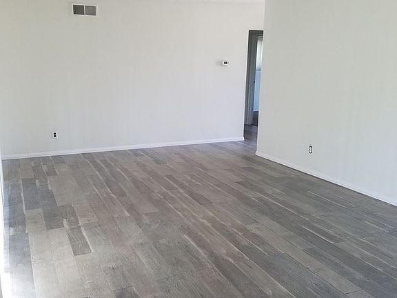 4th image of 6232 Lake Arago Ave