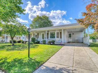 12 Cornell Rd, Somers Point, NJ 08244