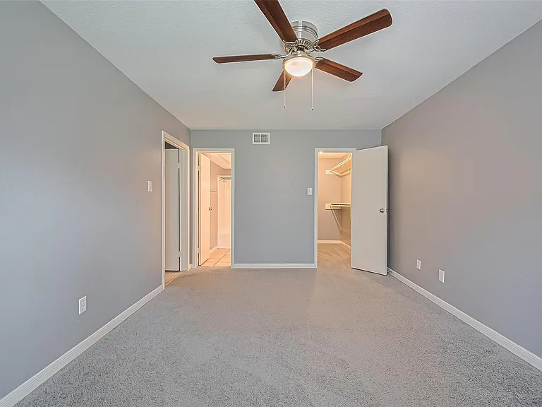 12905 Woodforest Blvd #107 — Photo 17