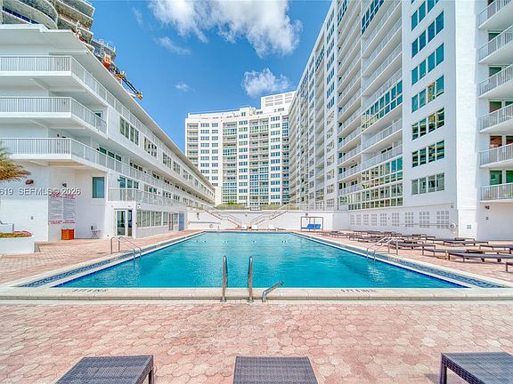 3rd image of 5401 Collins Ave APT 1135
