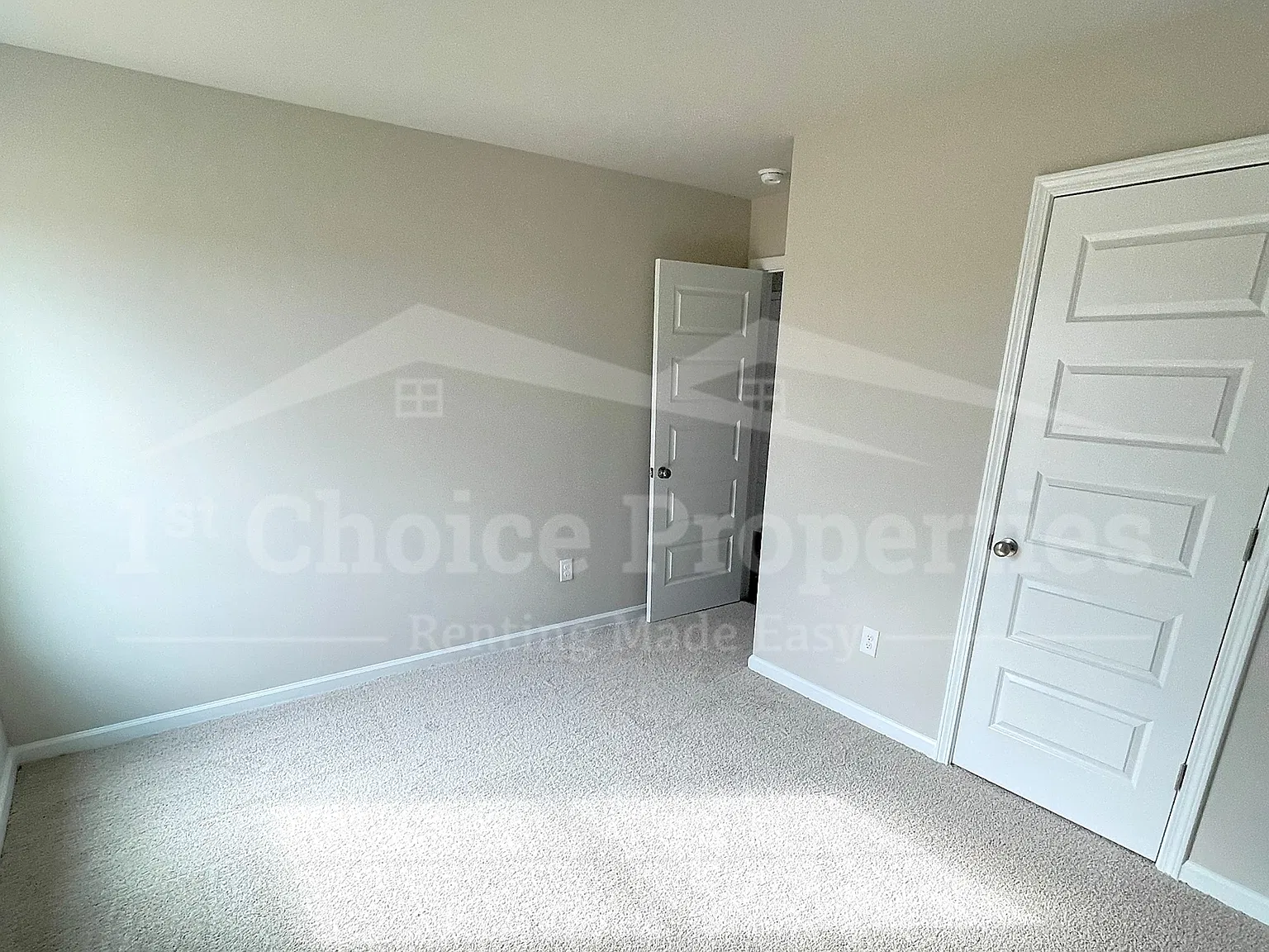 1620 Dryden Street Southeast (AWB) - 1 — Photo 4