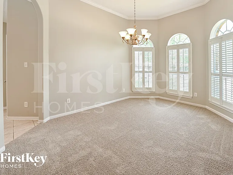 18410 Steamboat Inn Dr — Photo 6