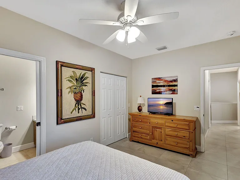 13814 Yarmouth Dr — Photo 7