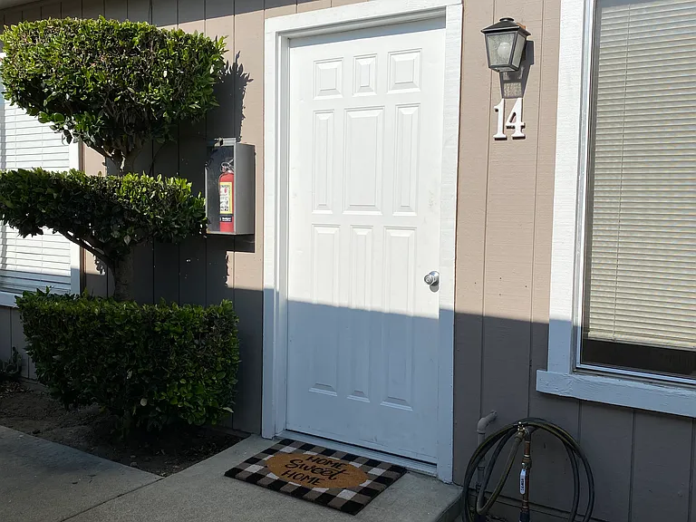 805 South St #14 — Photo 1