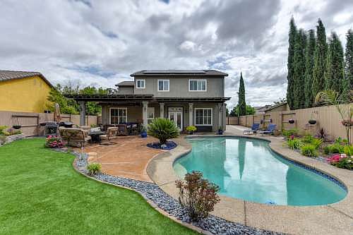 4th image of 2189 Butterfield Ln