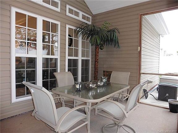 5th image of 7509 Sedgebrook Dr E