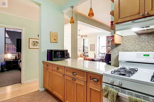 Rented by Oxford Property Group | media 7