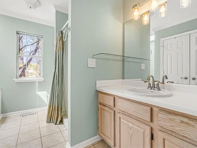 11190 Abbotts Station Dr — Photo 14