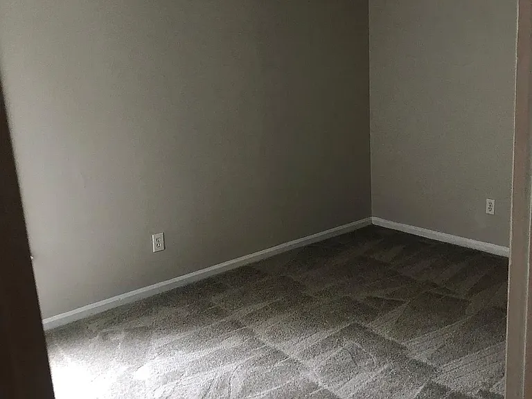 2833 Sterling Park Dr — Photo 5