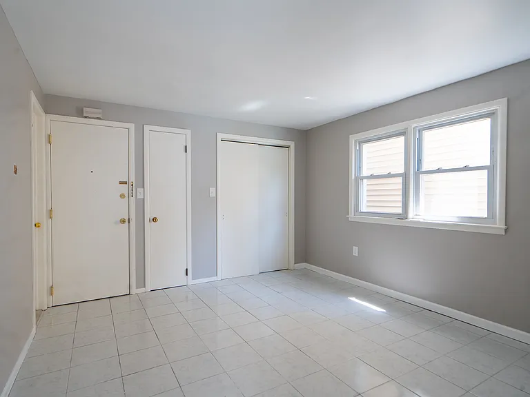 113 73rd St #3 — Photo 10