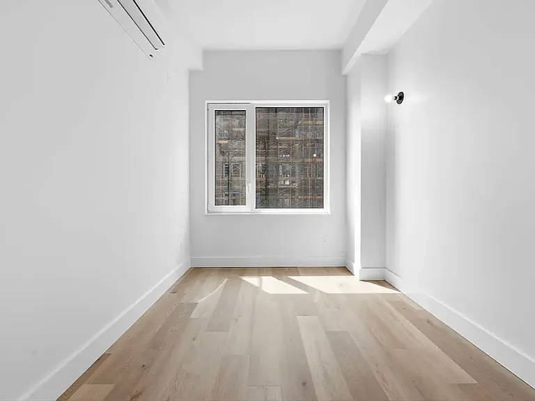 89-25 162nd St #208 — Photo 8