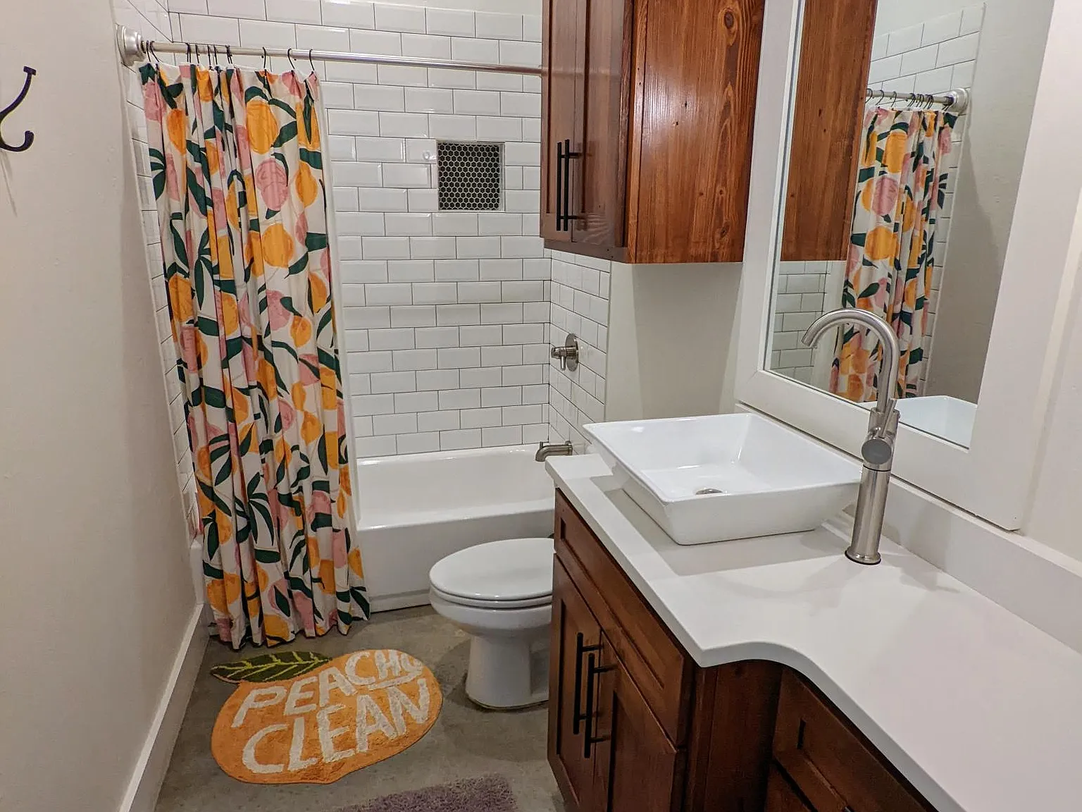 1301 W Richmond Rd — Photo 3