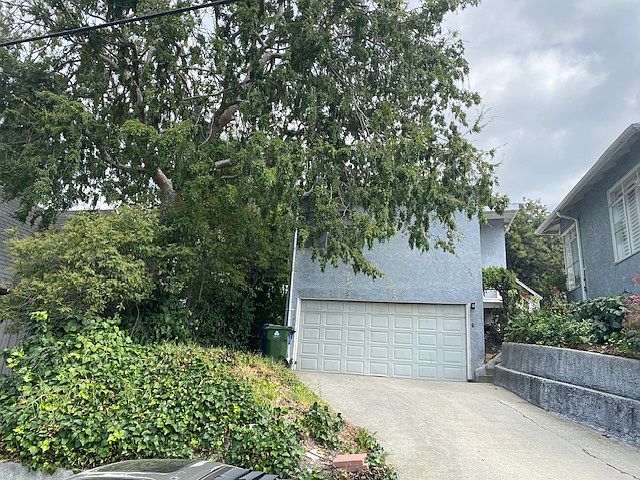 1st image of 4806 Nob Hill Dr #1/2