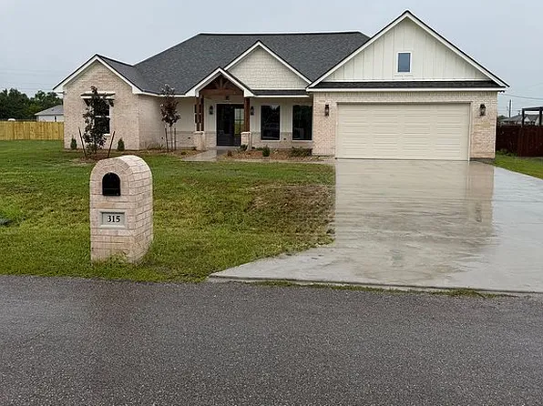 315 Dove, Victoria, TX 77905