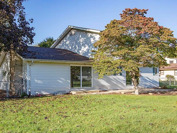 5th image of 59068 Melrose Pl