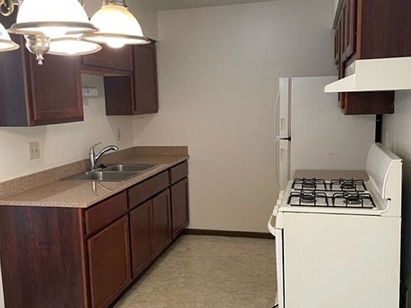 2nd image of 5305 N Lovers Lane Rd #209