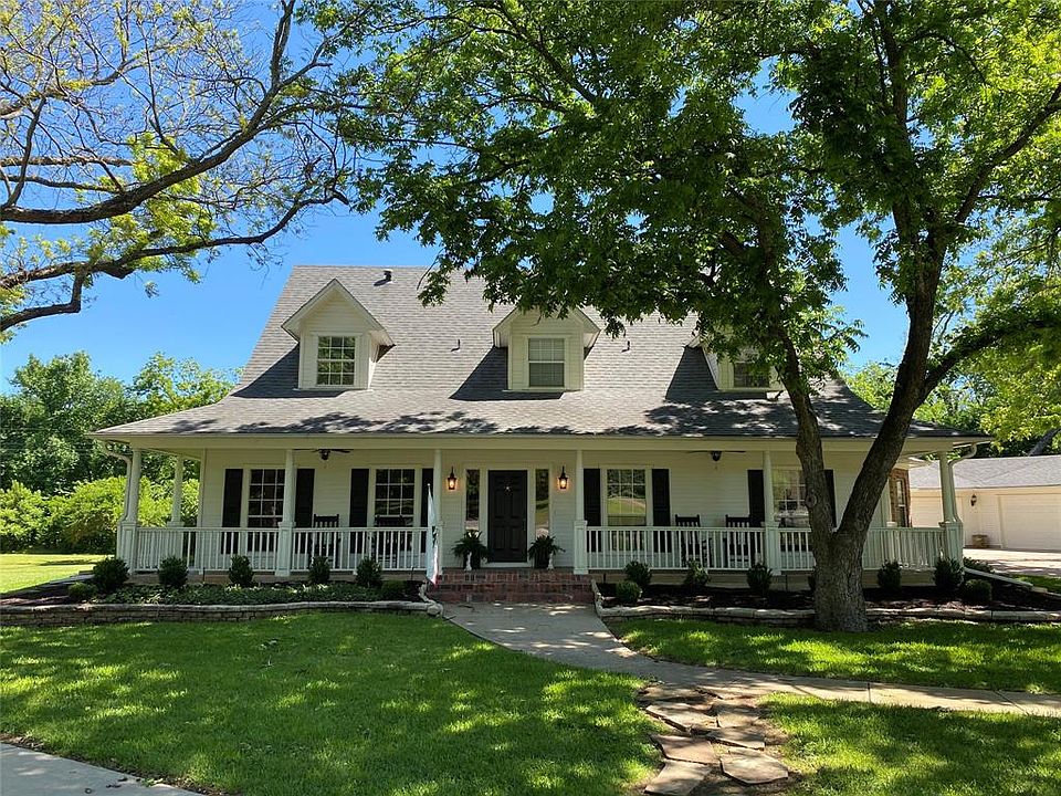 1st image of 4208 Cheshire Dr