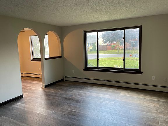 4th image of 115 Jackson Ave APT 2