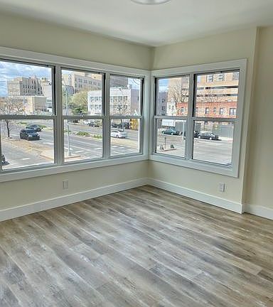 3rd image of 1065 Thomas S Boyland St Floor 2