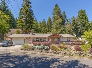 821 Indiana St, Ashland, OR 97520