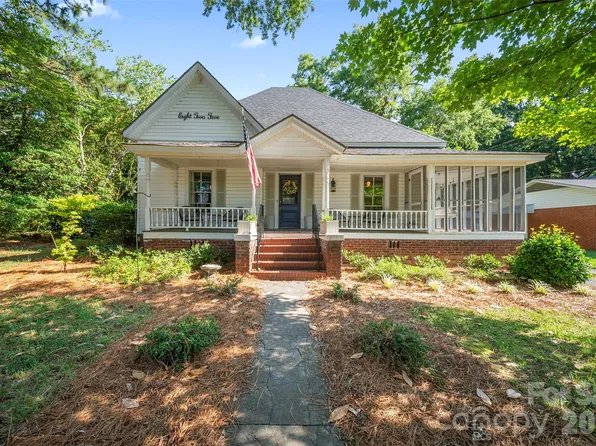 825 Montgomery Ave #1, Albemarle, NC 28001