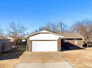 603 Crestmoor Dr, Moore, OK 73160