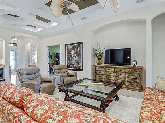 3rd image of 8651 Amour Ct