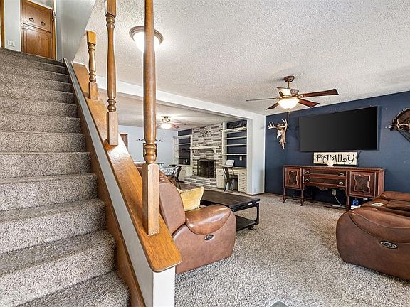 3rd image of 7604 S Eagle Ln