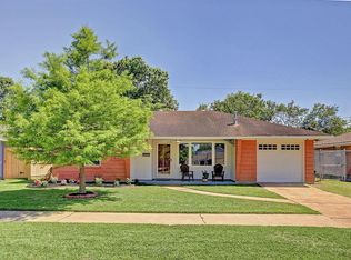 4709 Chrystell Ln, Houston, TX 77092