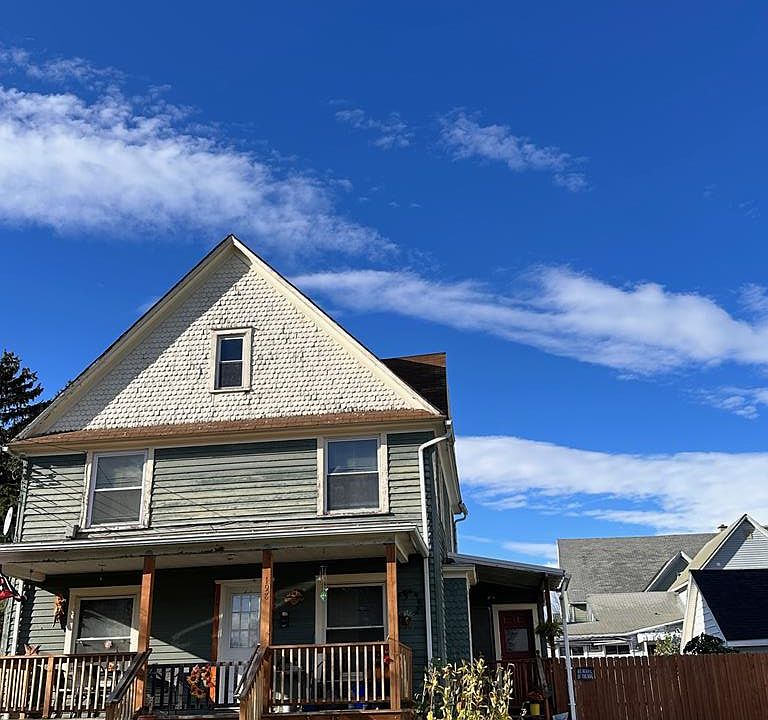 1st image of 198 W 16th St