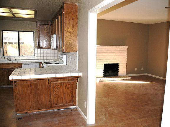 Kitchen/Family room