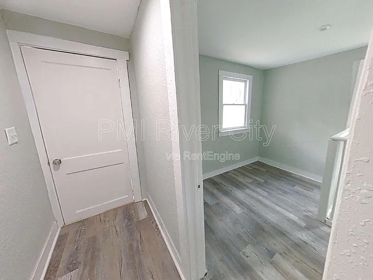 1867 W 41st St — Photo 9