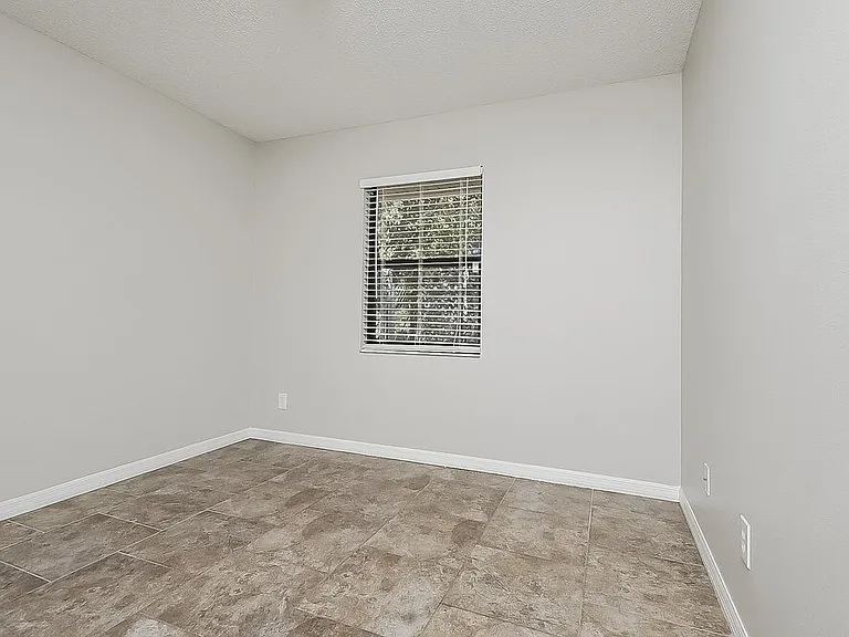 801 Cambridge Way — Photo 17