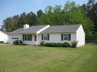 527 W Grantham Rd, New Bern, NC 28562