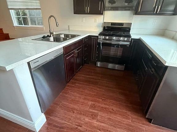 3rd image of 2460 Newport Blvd Unit K