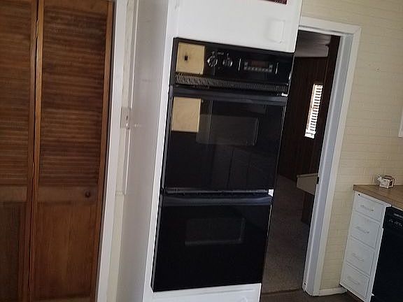 2nd image of 207 N Blanco Ave