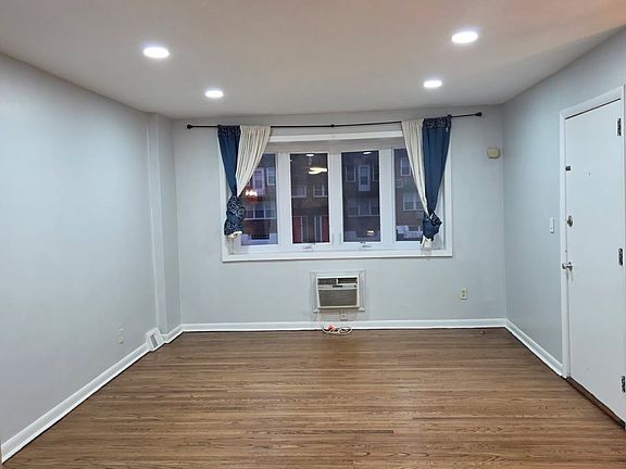 living room bay window