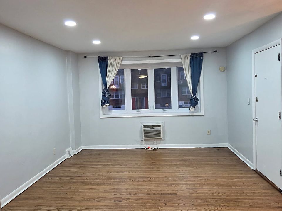 living room bay window
