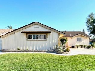 2960 W Rowland Cir, Anaheim, CA 92804