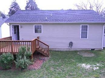 2nd image of 524 E Jackson Ave