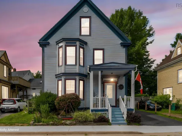 344 Gray St, Windsor, NS B0N 2T0