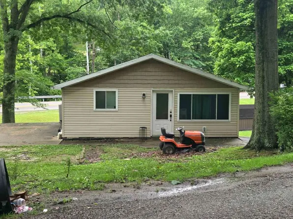 1021 Old Rosemar Rd, Parkersburg, WV 26104