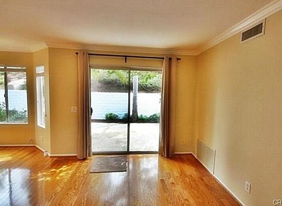 3rd image of 28 Royal Tern Ln